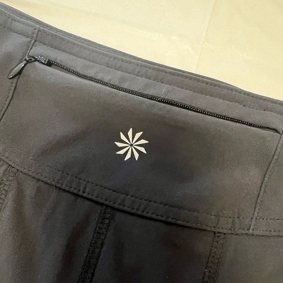 Athleta Skirt Black Built In Shorts Zipper Side size 6. - Picture 4 of 15